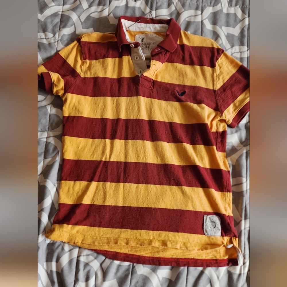 Men's American Eagle red and yellow striped polo medium